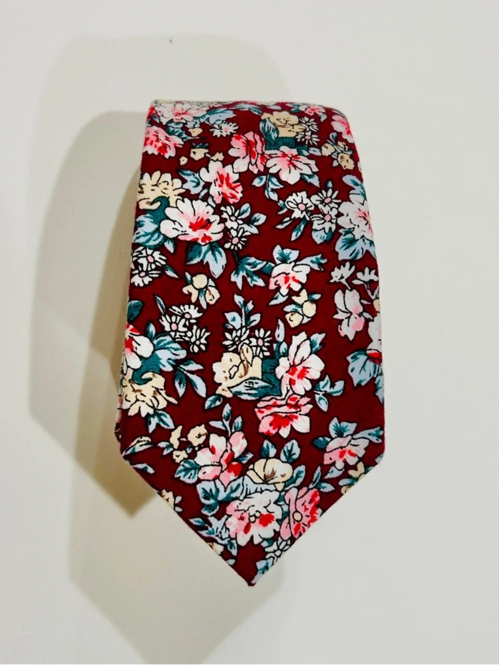 Penguin by Munsingwear Burgundy floral cotton tie with flowers